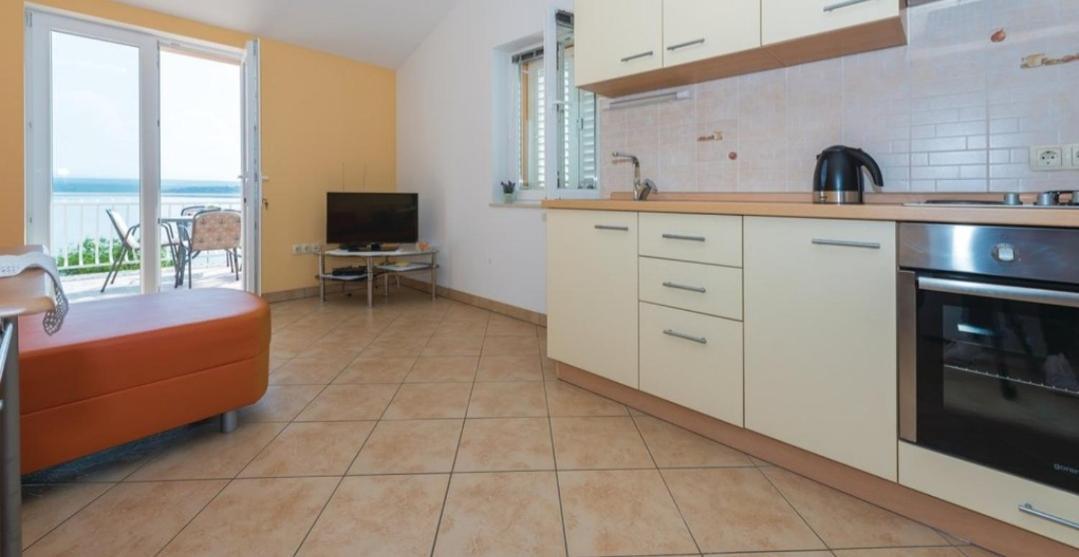 Apartment Petra Raslina Εξωτερικό φωτογραφία