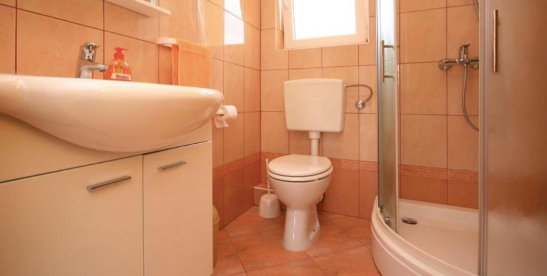Apartment Petra Raslina Εξωτερικό φωτογραφία