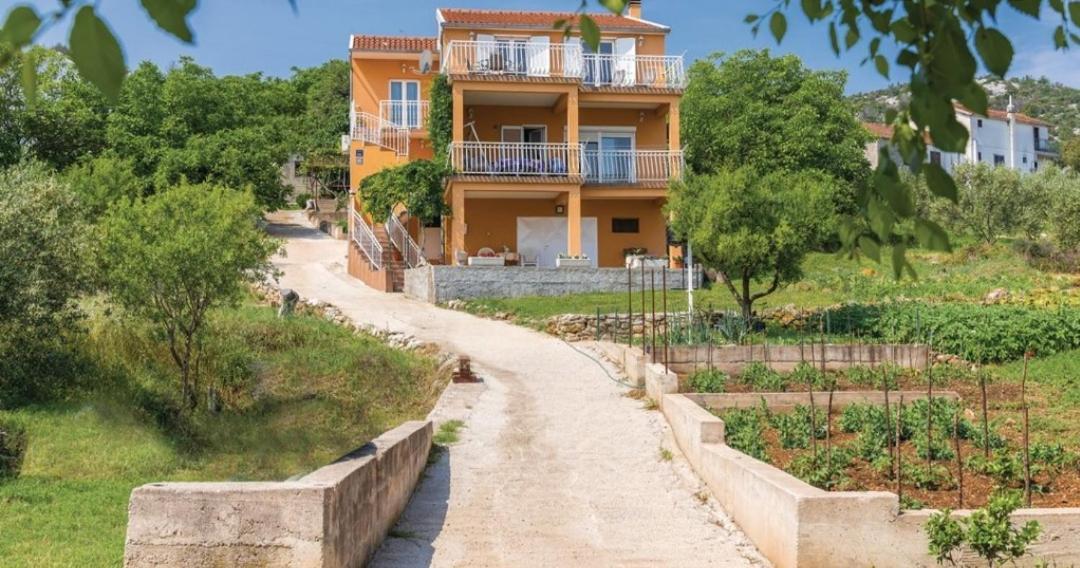 Apartment Petra Raslina Εξωτερικό φωτογραφία