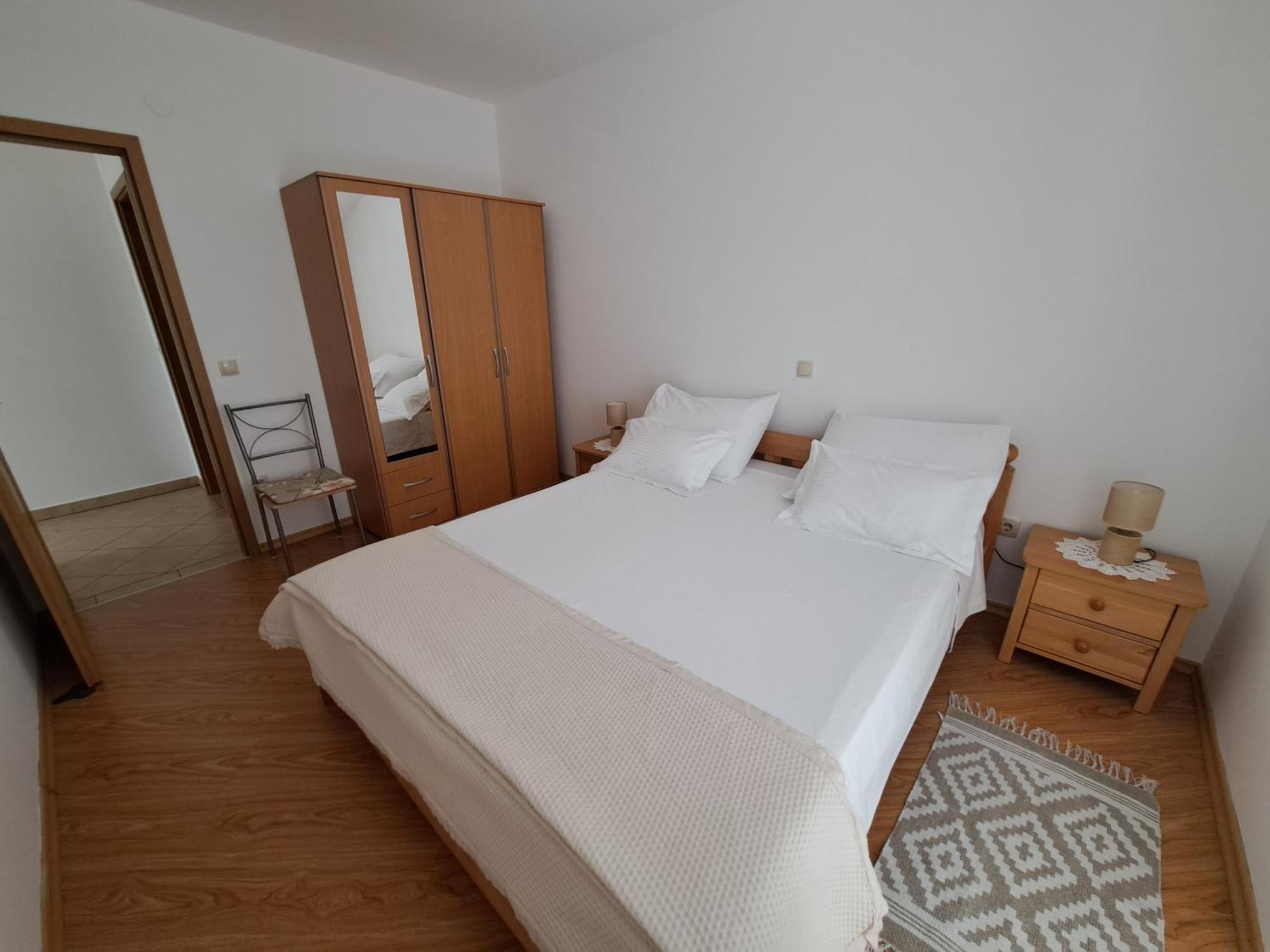Apartment Petra Raslina Εξωτερικό φωτογραφία